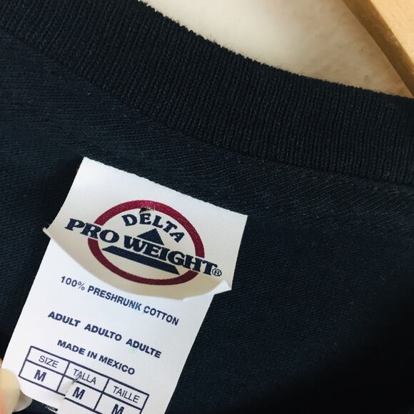 Guinness Dublin Ireland Black Short Sleeve Tee Shirt Mens MEDIUM Beer Shamrock - Picture 4 of 4